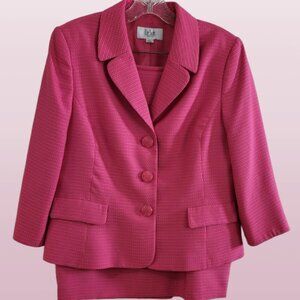 Le Suit Women's 14P Pink Skirt Suit Pre-owned